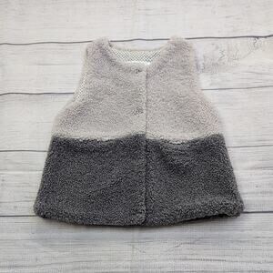 2/3 Zara Gray Fuzzy Vest